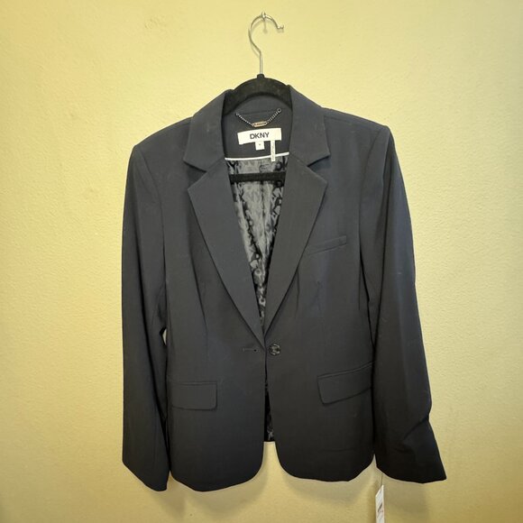 DKNY Black One-Button Blazer – Women’s Size 10 – NWT (MSRP $129) - Picture 2 of 6